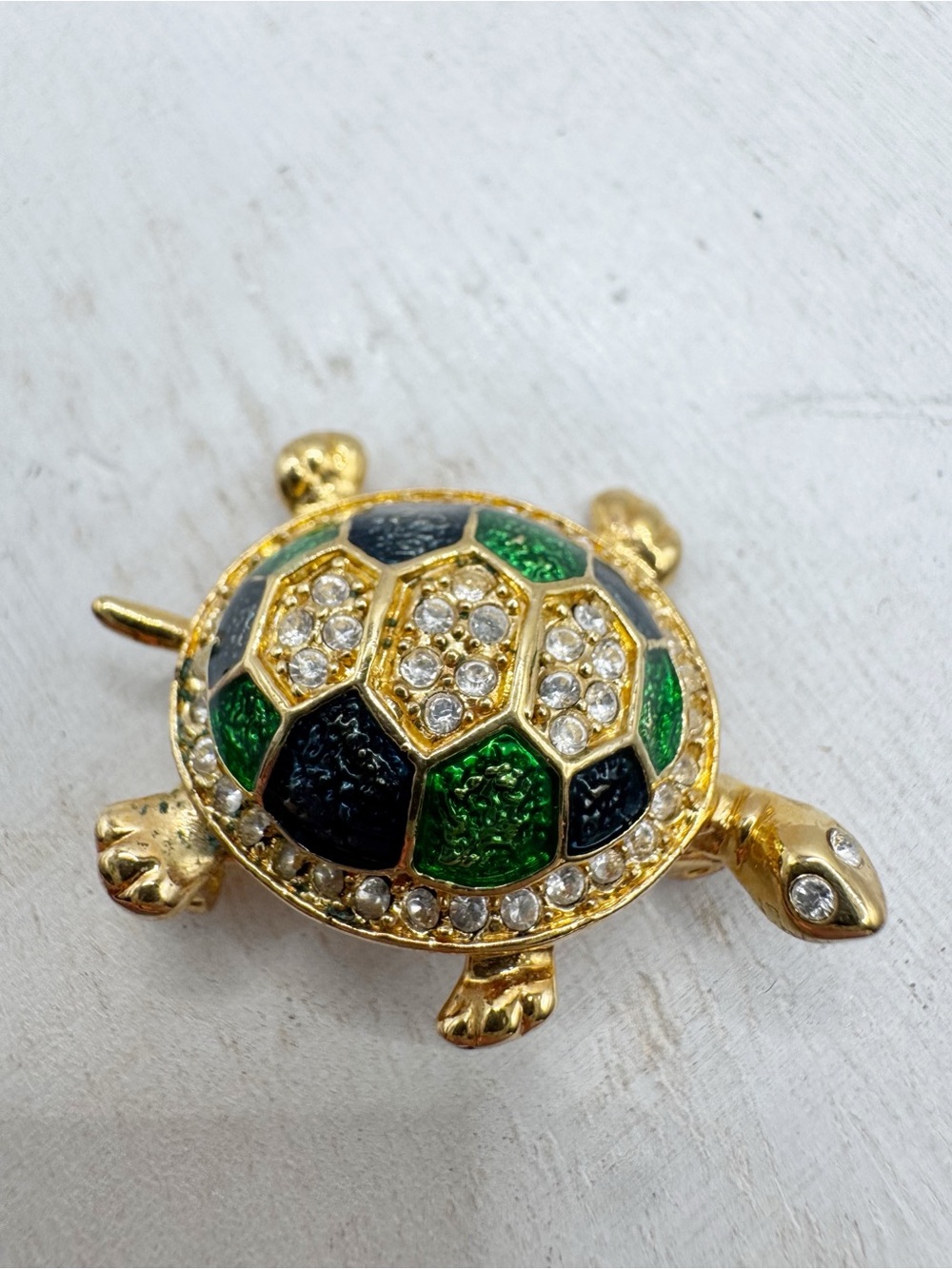 Turtle brooch gold tone green blue enamel rhinestone kitschy animal jewelry